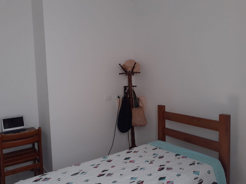 VENDO CASA COM 02 SUITES NO BA